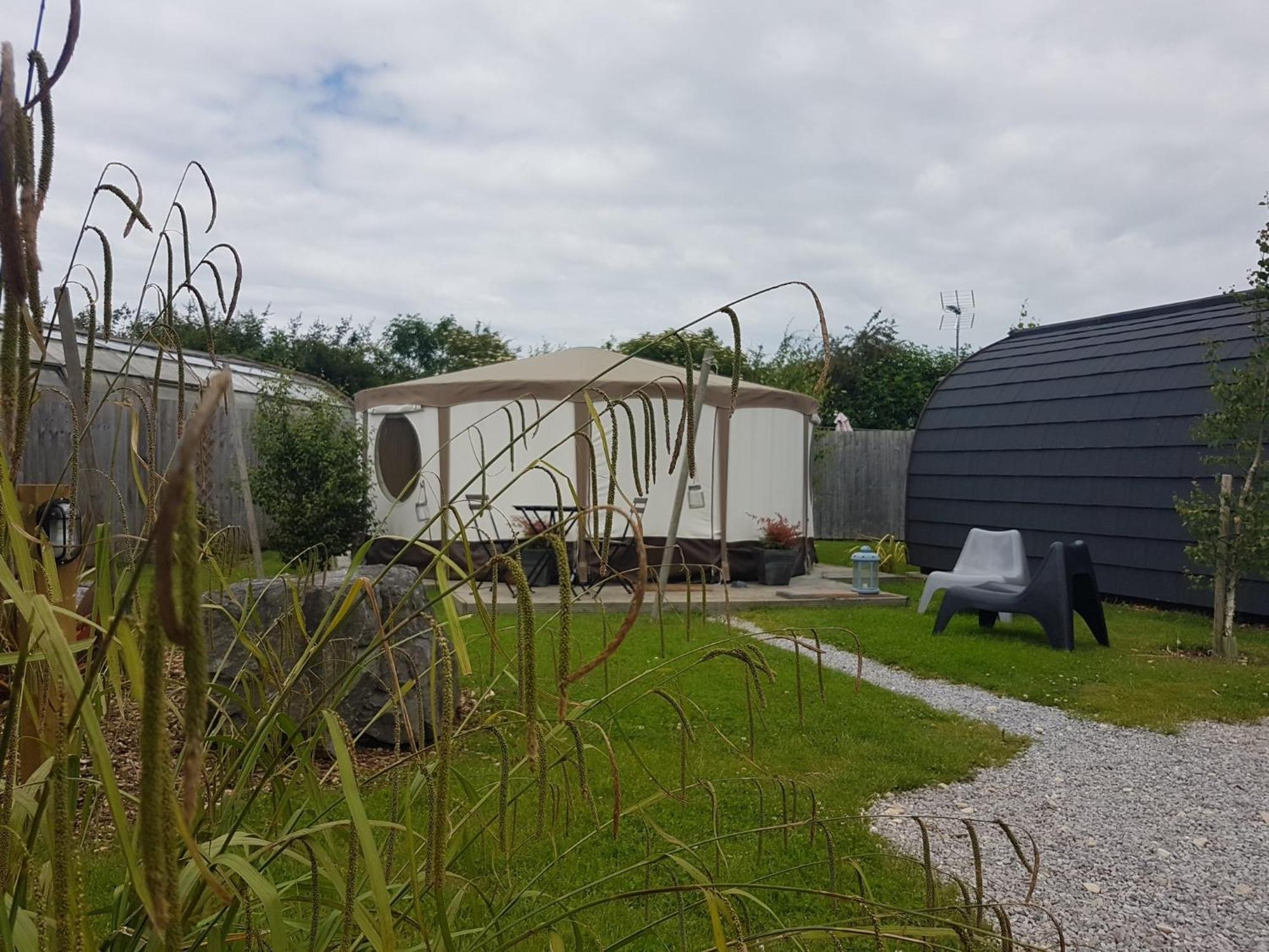 The Little Hide - Adult Only Camping Pods Wigginton  Extérieur photo