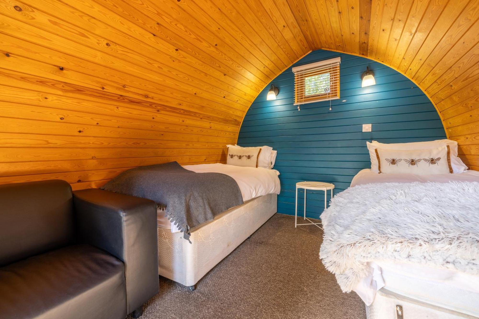 The Little Hide - Adult Only Camping Pods Wigginton  Extérieur photo