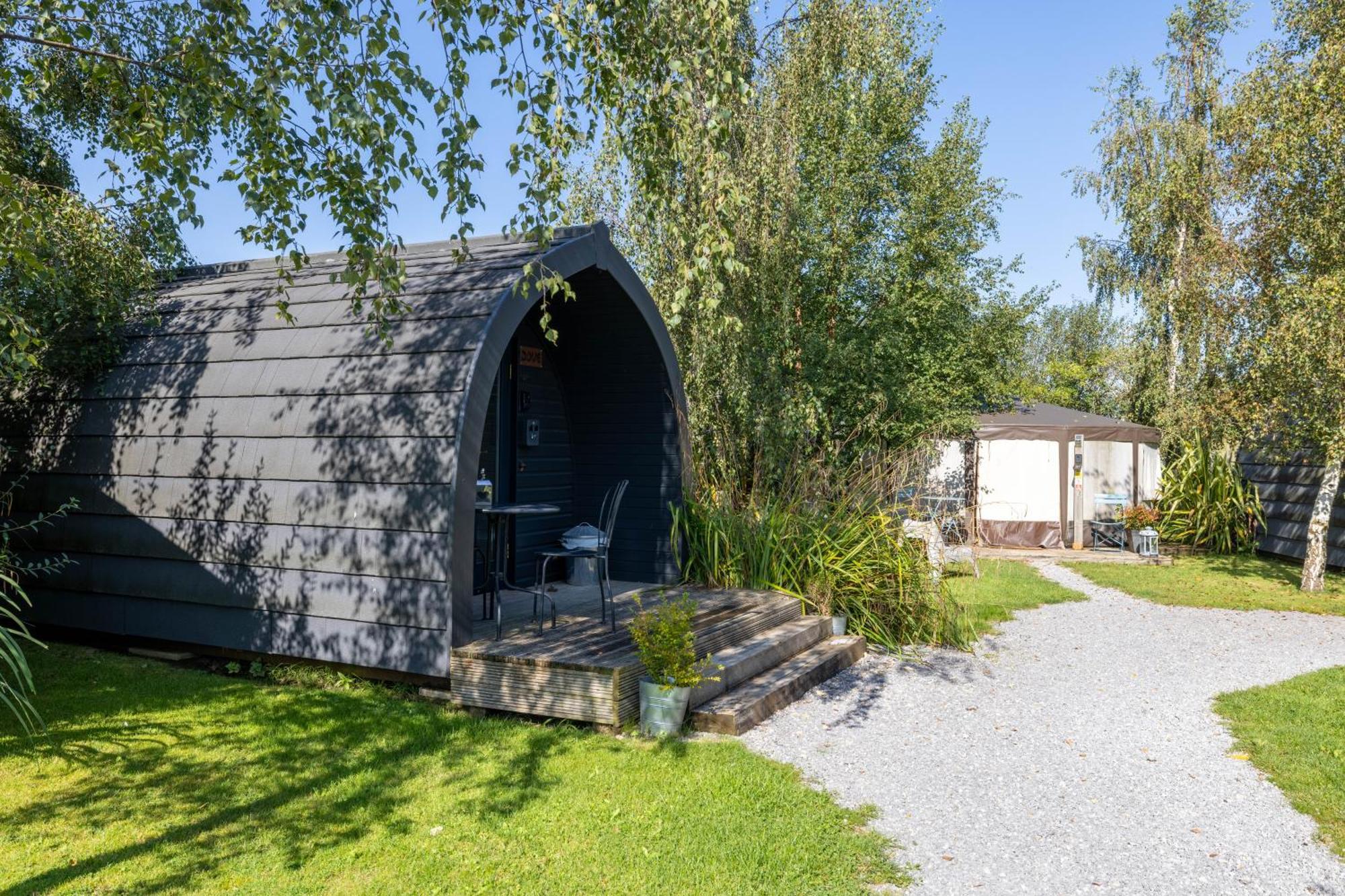 The Little Hide - Adult Only Camping Pods Wigginton  Extérieur photo
